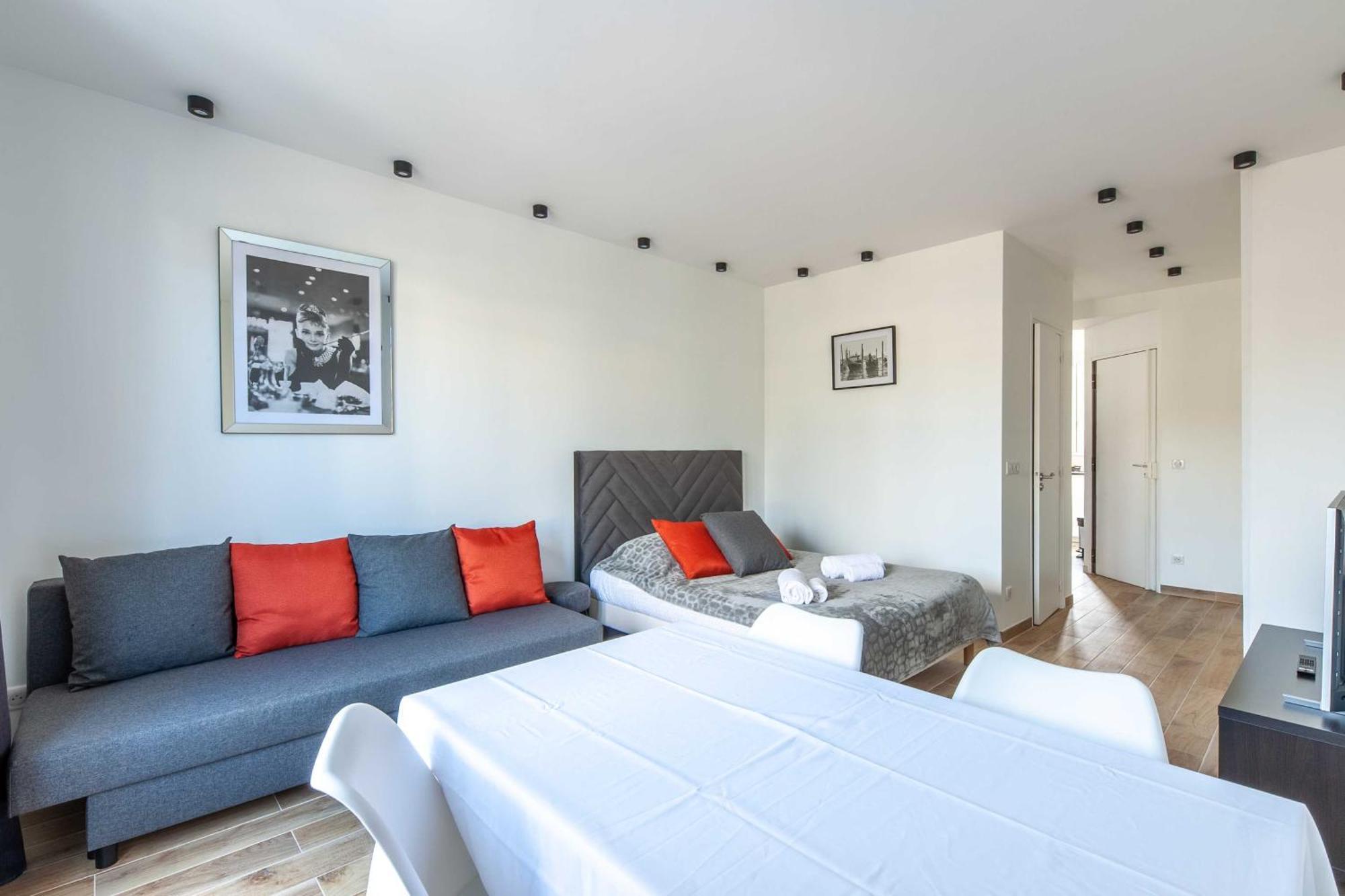 Studio Sleeps 4 With Terrace, 500M Place Morny Deauville Extérieur photo
